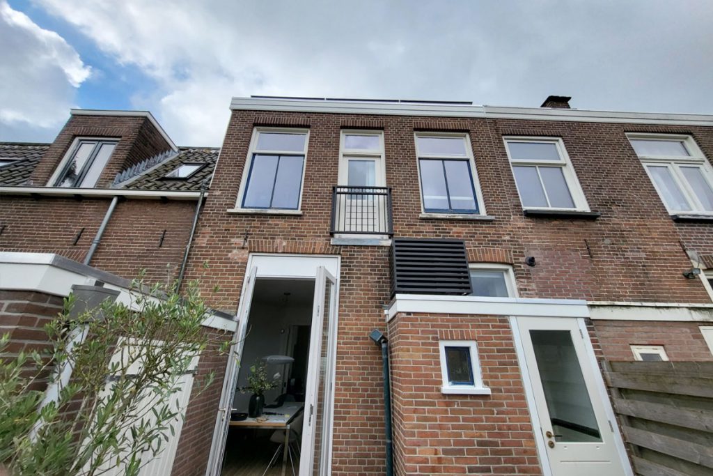 Stalen Frans balkon in Zwolle