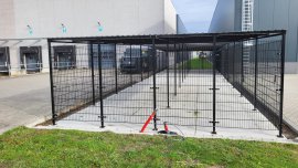 Overkapping voor fietsen bij bedrijfspanden