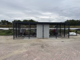 Overkapping voor zonnepaneelinstallatie