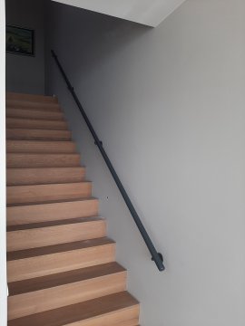 Antraciet textuur metalen trapleuning