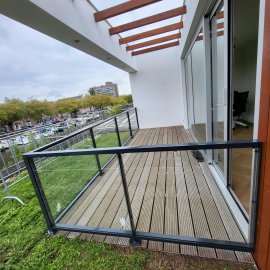 Glazen balustrade G07 in antraciet