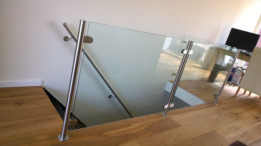 glasbalustrade van rvs